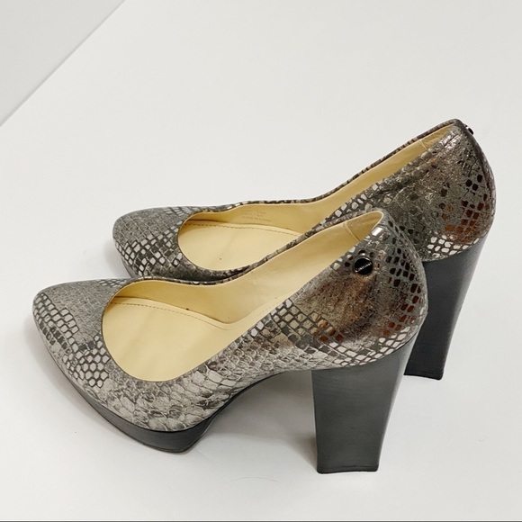 Calvin Klein heels - Picture 3 of 7